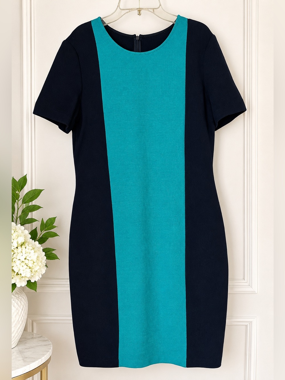 St. John Collection Colorblock Wool Knit Dress Navy Teal Sheath Size 10